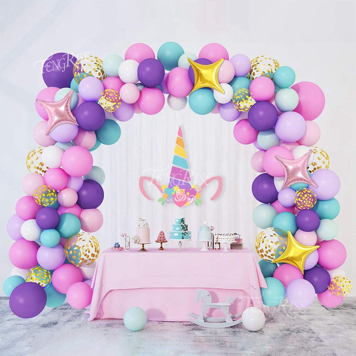 Arche de ballons couleur vive pour anniversaire