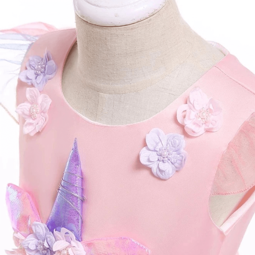 Déguisement licorne: robe d'anniversaire Ma Petite Licorne Robe de princesse